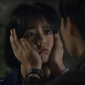 少妇被人干下面
